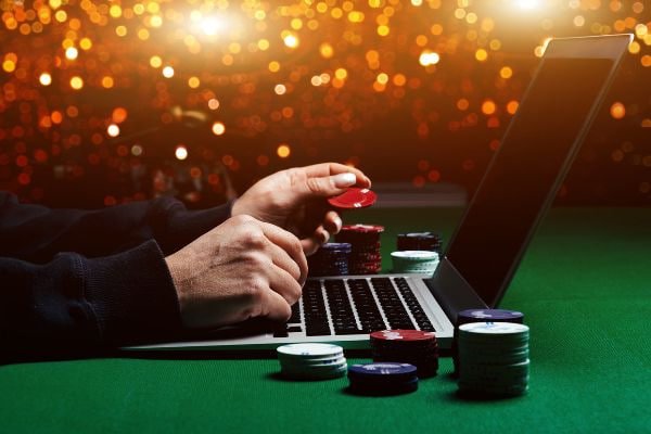 Chơi baccarat live casino qq8893 trên điện thoại Android Việt Nam